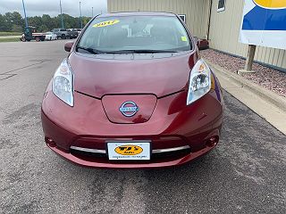 2017 Nissan Leaf SV 1N4BZ0CP1HC306020 in Wisconsin Rapids, WI 3