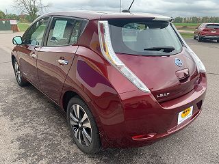 2017 Nissan Leaf SV 1N4BZ0CP1HC306020 in Wisconsin Rapids, WI 5