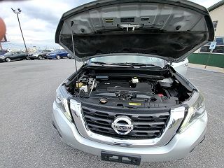 2017 Nissan Pathfinder  5N1DR2MM8HC616258 in Martinsburg, WV 17