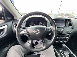 2017 Nissan Pathfinder  5N1DR2MM8HC616258 in Martinsburg, WV 9