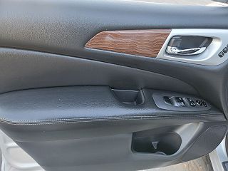 2017 Nissan Pathfinder Platinum 5N1DR2MN5HC601550 in Mesa, AZ 38
