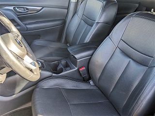 2017 Nissan Rogue SL 5N1AT2MV7HC825441 in Danbury, CT 16
