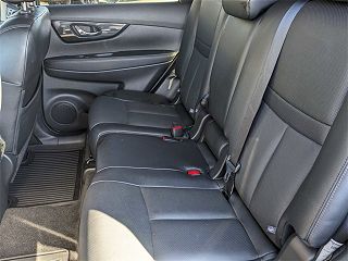 2017 Nissan Rogue SL 5N1AT2MV7HC825441 in Danbury, CT 32