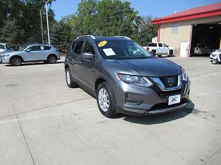 2017 Nissan Rogue SV 5N1AT2MV5HC843176 in Des Moines, IA 3