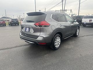 2017 Nissan Rogue SV KNMAT2MT2HP595335 in Marshall, IL 5