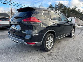 2017 Nissan Rogue SV KNMAT2MV5HP586744 in Merrimack, NH 7