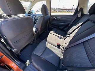 2017 Nissan Rogue SV JN8AT2MV1HW278481 in Suamico, WI 12