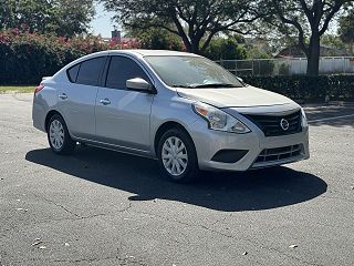 2017 Nissan Versa SV 3N1CN7AP8HL813557 in Orlando, FL 8