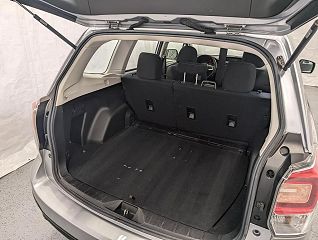 2017 Subaru Forester 2.5i JF2SJAAC3HH486628 in Chicago, IL 26