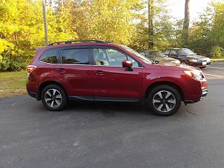 2017 Subaru Forester 2.5i JF2SJAJC2HH408289 in Londonderry, NH 5