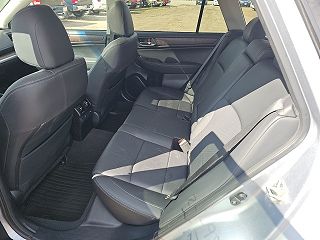 2017 Subaru Outback 2.5i Limited 4S4BSANC2H3283065 in Fertile, MN 6