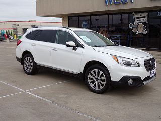 2017 Subaru Outback 2.5i Touring 4S4BSATC5H3378190 in Gonzales, TX 1