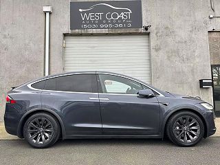 2017 Tesla Model X 100D 5YJXCBE21HF056800 in Portland, OR 2