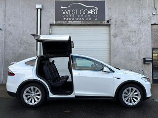 2017 Tesla Model X 100D 5YJXCDE27HF079218 in Portland, OR 3