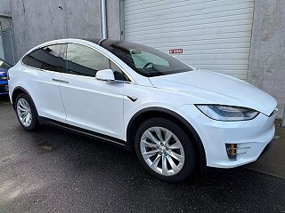 2017 Tesla Model X 100D 5YJXCDE27HF079218 in Portland, OR 4