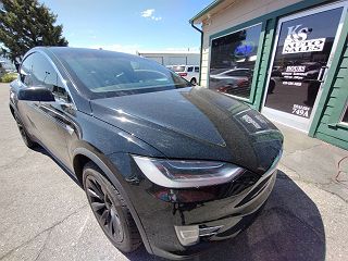 2017 Tesla Model X 100D VIN: 5YJXCBE2XHF041745