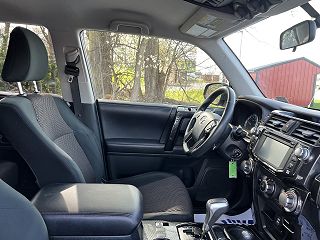 2017 Toyota 4Runner TRD Off Road JTEBU5JR6H5472589 in Chambersburg, PA 25