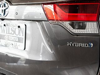 2017 Toyota Highlander XLE 5TDJGRFH9HS024727 in Ames, IA 8