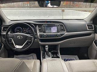 2017 Toyota Highlander SE 5TDJZRFH1HS395326 in Bronx, NY 13
