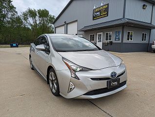 2017 Toyota Prius Four JTDKARFU4H3033565 in Kankakee, IL