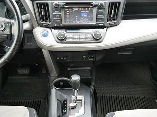 2017 Toyota RAV4  JTMRJREV2HD105754 in Willmar, MN 17
