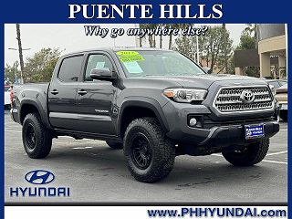 2017 Toyota Tacoma TRD Sport 3TMAZ5CN9HM051343 in City of Industry, CA