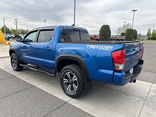 2017 Toyota Tacoma TRD Sport 3TMCZ5ANXHM055736 in College Place, WA 10
