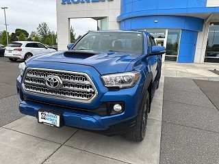 2017 Toyota Tacoma TRD Sport 3TMCZ5ANXHM055736 in College Place, WA 15