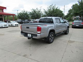 2017 Toyota Tacoma  5TFCZ5AN6HX071166 in Des Moines, IA 5