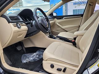 2017 Volkswagen Passat SE 1VWBT7A3XHC012584 in San Antonio, TX 16