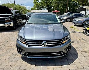 2017 Volkswagen Passat R-Line 1VWDT7A33HC054653 in Tampa, FL 8