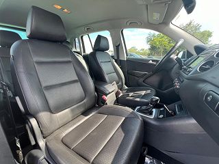 2017 Volkswagen Tiguan Limited WVGAV7AX4HK018958 in Orlando, FL 25