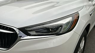 2018 Buick Enclave Essence 5GAEVAKW4JJ273714 in Wilton, CT 4