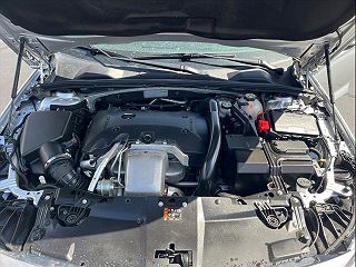 2018 Buick Regal Essence W04GP6SX5J1132376 in Columbus, MS 17