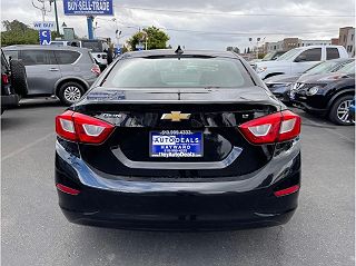 2018 Chevrolet Cruze LT 1G1BE5SM5J7237379 in Hayward, CA 8