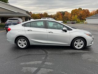 2018 Chevrolet Cruze LT 1G1BE5SM1J7112797 in Rockford, MI 5