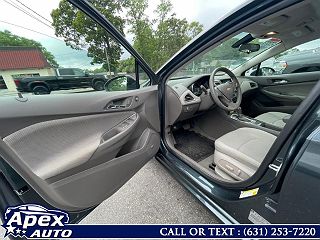 2018 Chevrolet Cruze LT 3G1BE6SM2JS601202 in Selden, NY 19