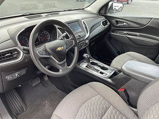 2018 Chevrolet Equinox LT 2GNAXJEV2J6329826 in Belle Plaine, MN 9
