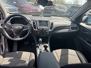 2018 Chevrolet Equinox LT 2GNAXJEV5J6143455 in Highland Park, MI 10