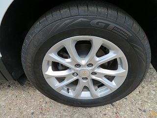 2018 Chevrolet Equinox LT 2GNAXJEV2J6123342 in Milwaukee, WI 10