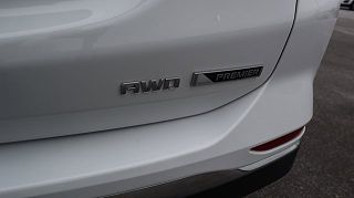2018 Chevrolet Equinox Premier 2GNAXVEV1J6190490 in Saint Albans, VT 19