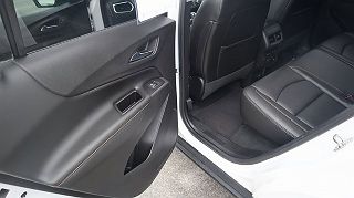 2018 Chevrolet Equinox Premier 2GNAXVEV1J6190490 in Saint Albans, VT 35