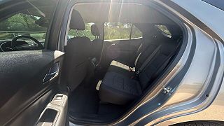2018 Chevrolet Equinox LT 3GNAXSEV4JS554868 in Shakopee, MN 9