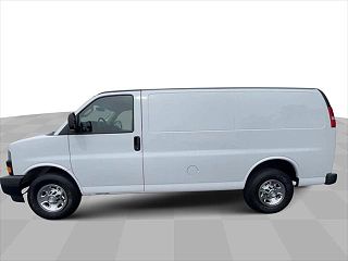 2018 Chevrolet Express 2500 1GCWGAFP8J1334014 in Painesville, OH 5