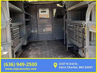 2018 Chevrolet Express 2500 1GCWGAFP4J1198299 in Saint Charles, MO 5