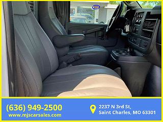 2018 Chevrolet Express 2500 1GCWGAFP4J1198299 in Saint Charles, MO 9