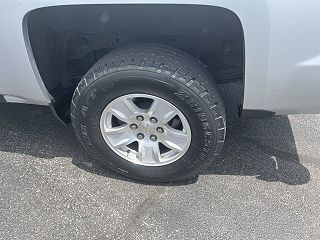 2018 Chevrolet Silverado 1500 LT 3GCPCREC1JG220175 in Maysville, KY 11
