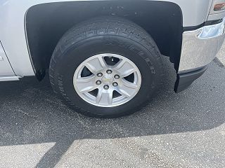 2018 Chevrolet Silverado 1500 LT 3GCPCREC1JG220175 in Maysville, KY 9