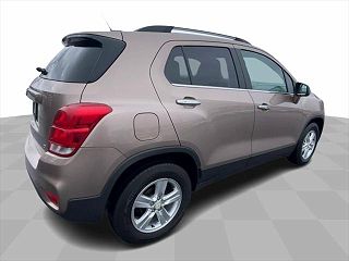 2018 Chevrolet Trax LT 3GNCJLSB2JL419716 in Painesville, OH 8