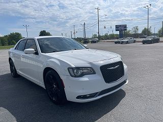 2018 Chrysler 300 S 2C3CCABG2JH222514 in Kernersville, NC 5